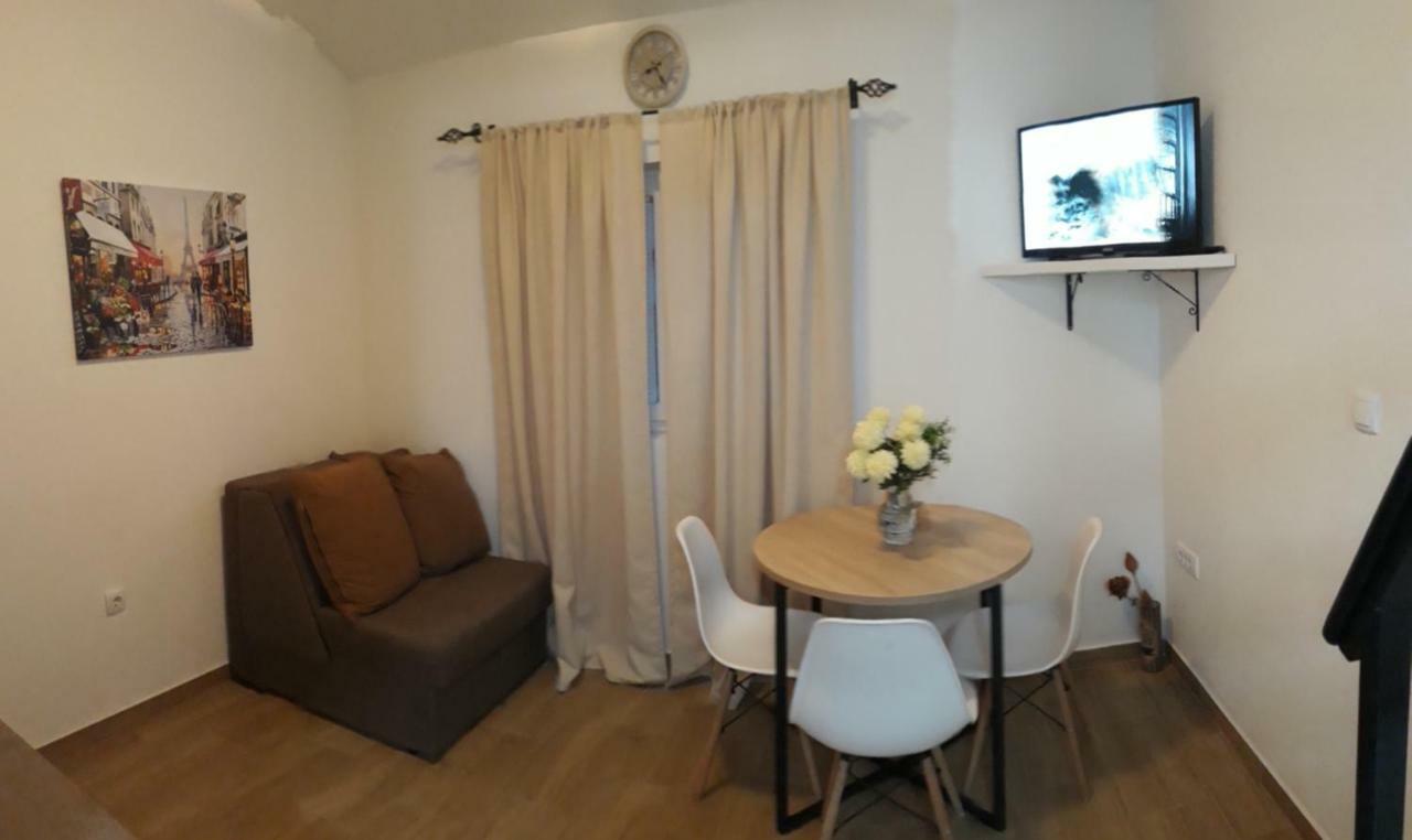 Apartment Kustudic *