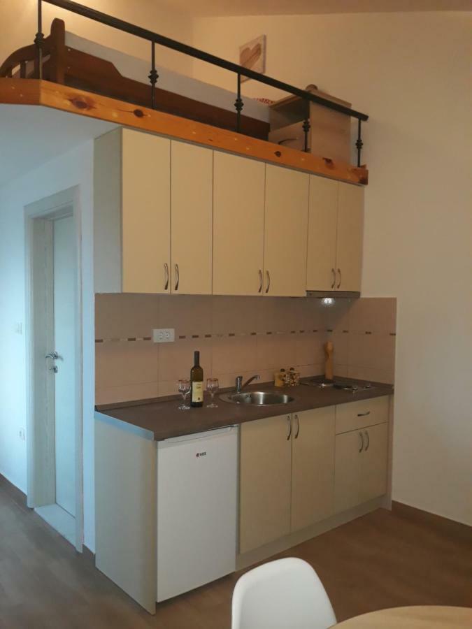 Kustudic Apartment *